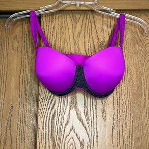 PINK Victoria’s Secret BRA 32DD